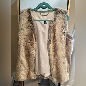 White House Black Market tan faux fur vest